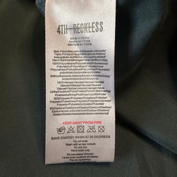 4th & Reckless Leather Look Embossed High Rise Flare Dark Teal Trousers Sz Large - Picture 8 of 9